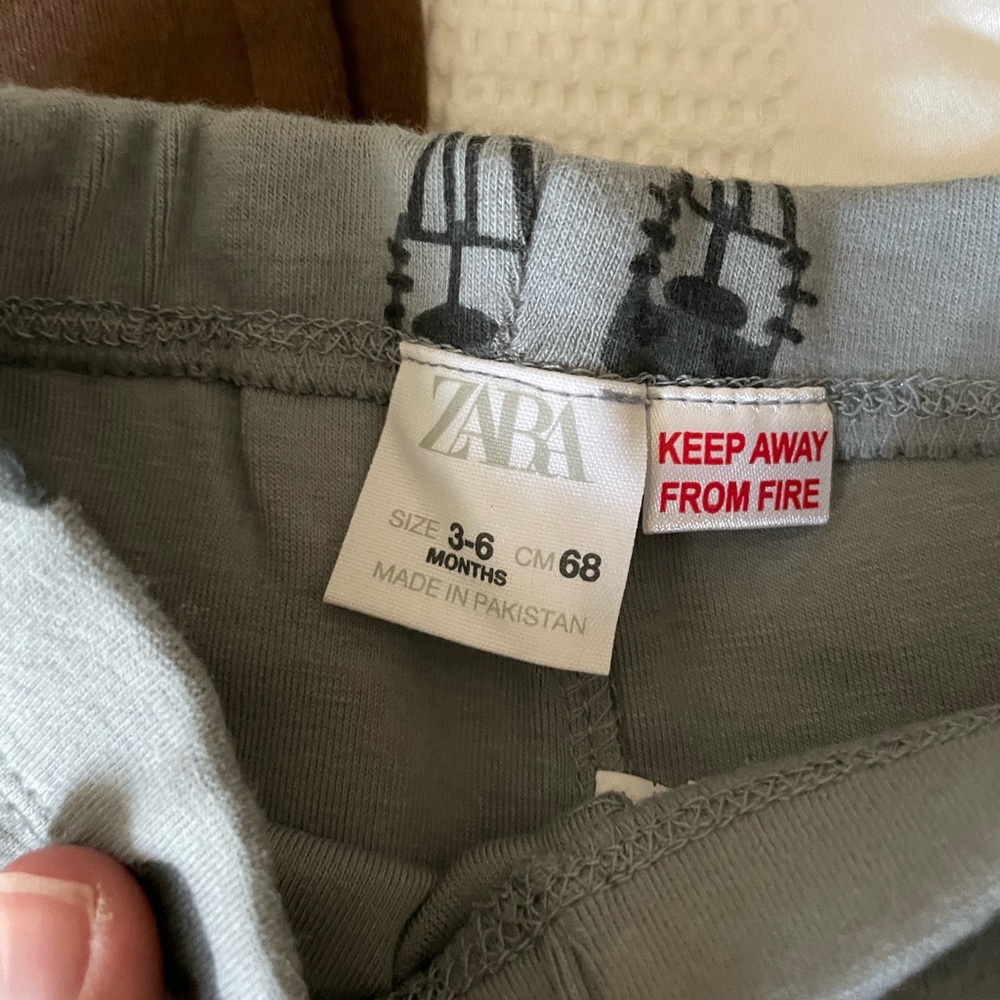 Pant bundle - Picture 3 of 3
